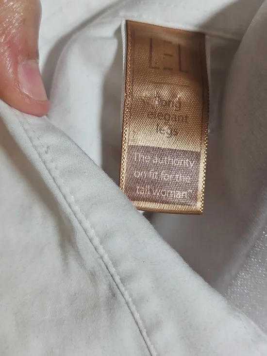 Long Elegant Legs White Classic Button Down - Picture 6 of 7